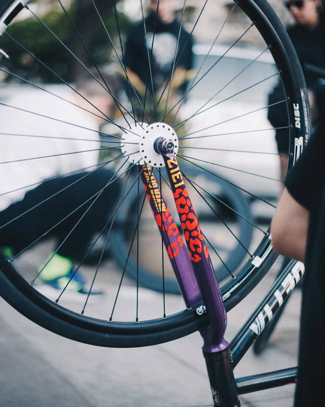 La rueda que mueve al mundo... 📸 @dilanram#bicicleta #bike #ciclismo #mtb #cycling #bikelife #